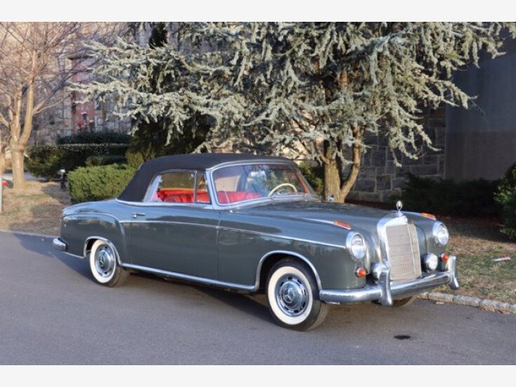 Thumbnail Photo undefined for 1958 Mercedes-Benz 220S